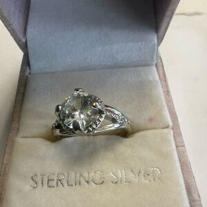 Sterling Silver Clear Crystal Solitaire Ring